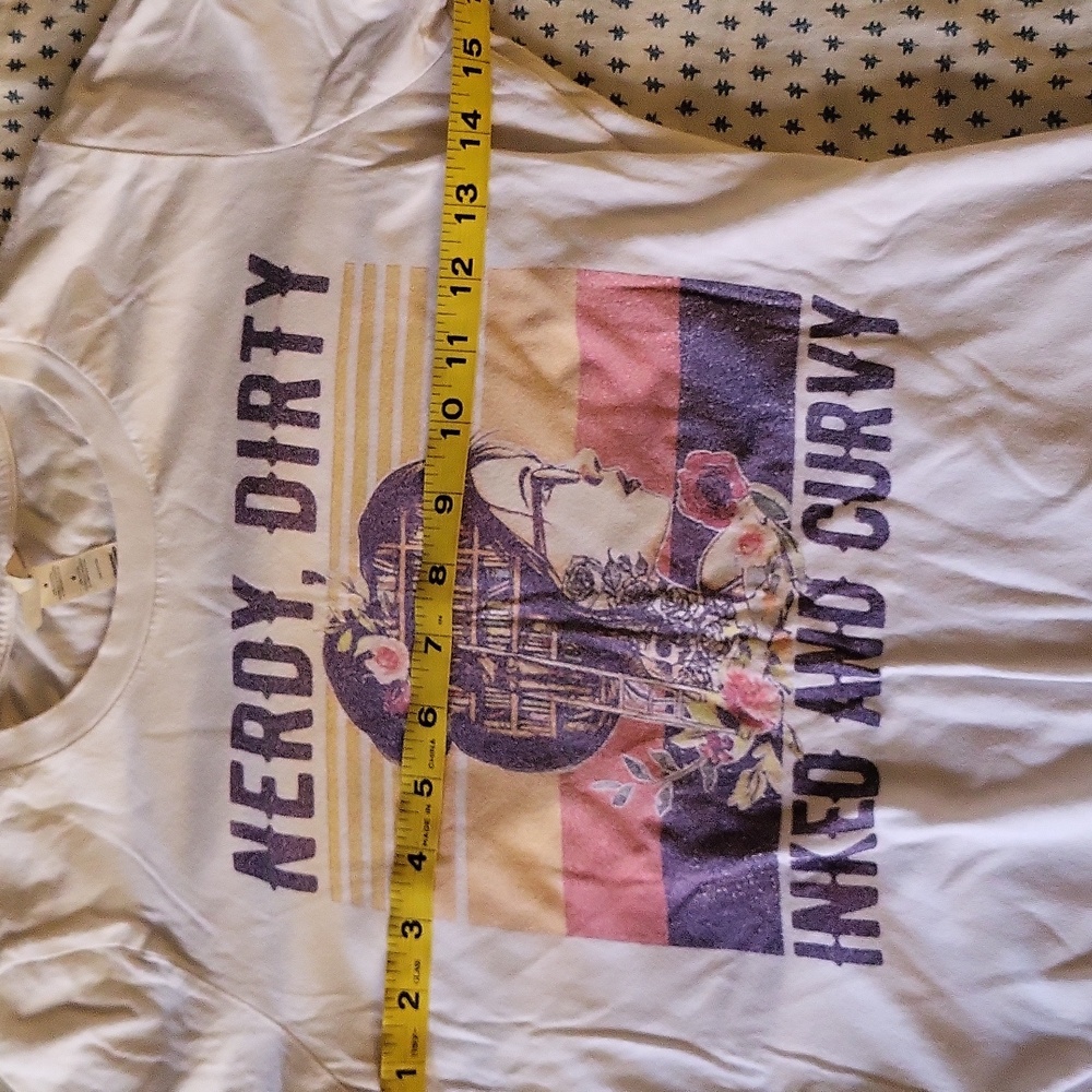Bella Canvas White Cotton Tee - Picture 4 of 5